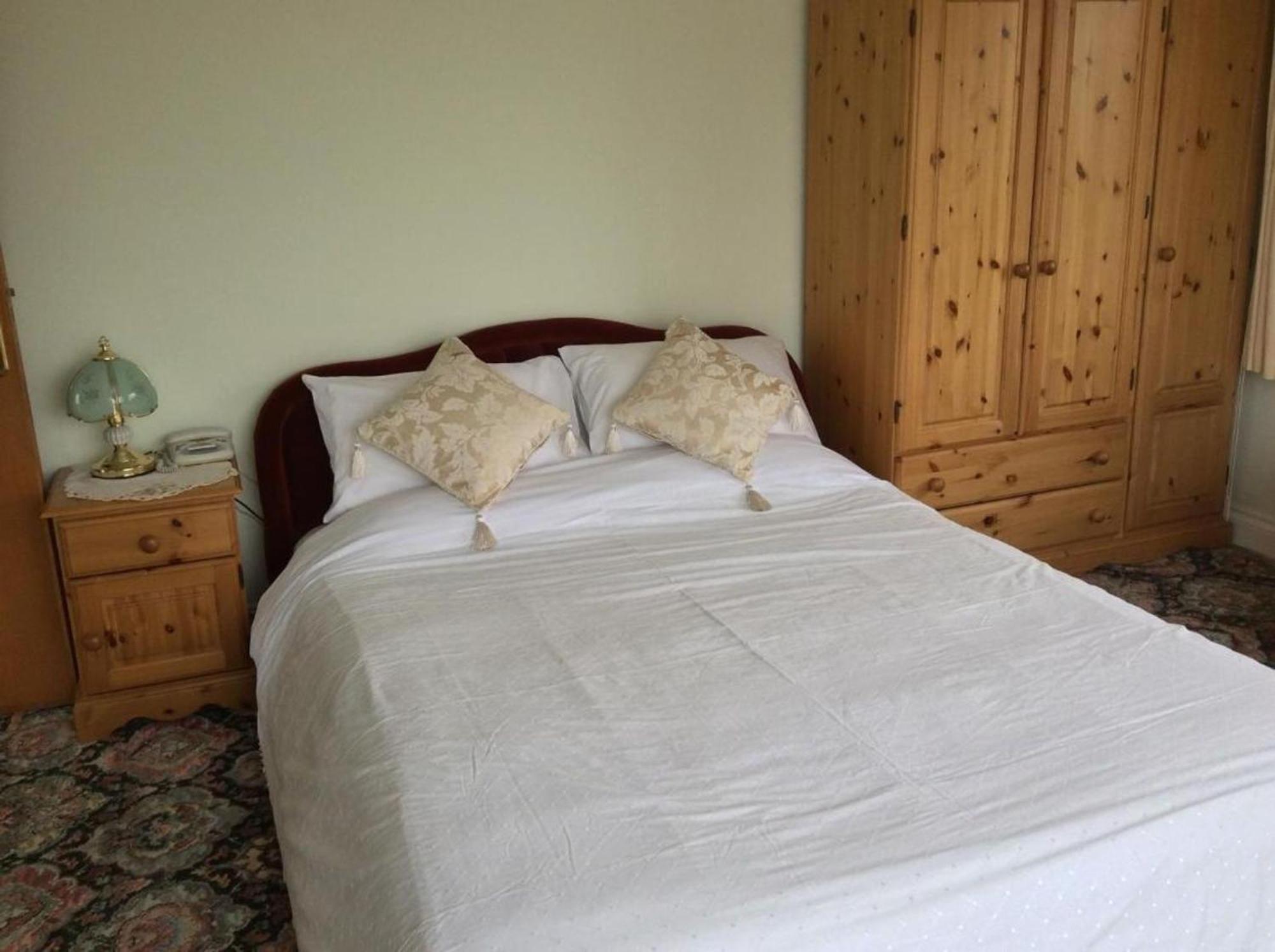 Room In Guest Room - Orchard Manor, Fore Street, Probus Truro Exterior photo